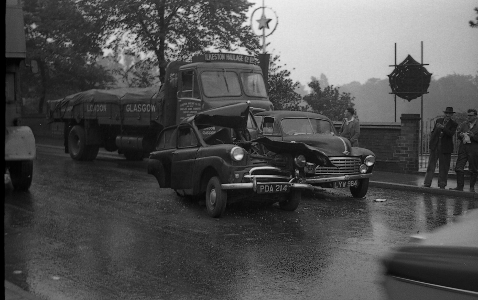 Lichfield Road beside the Arboretum